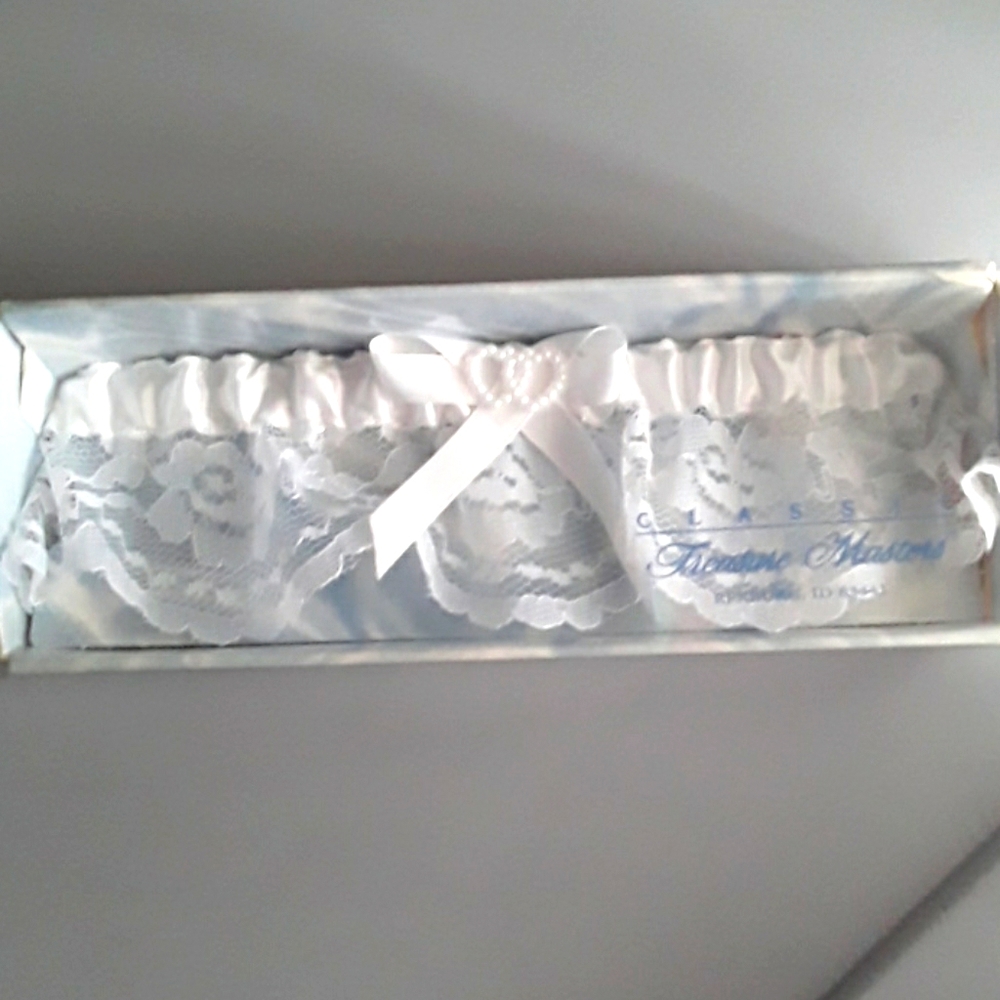 Double Heart Garter